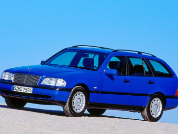 Mercedes-Benz C-Class Estate Jelang 30 Tahun Perayaan