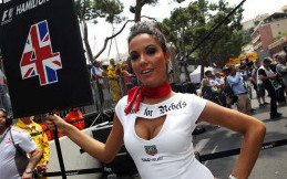 Tak Akan Ada Lagi 'Umbrella Girl' Dalam Musim 2018 Formula 1