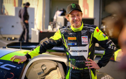 Valentino Rossi dan Kevin Magnussen akan Tampil Satu Tim di 24 Hours of Spa 2025