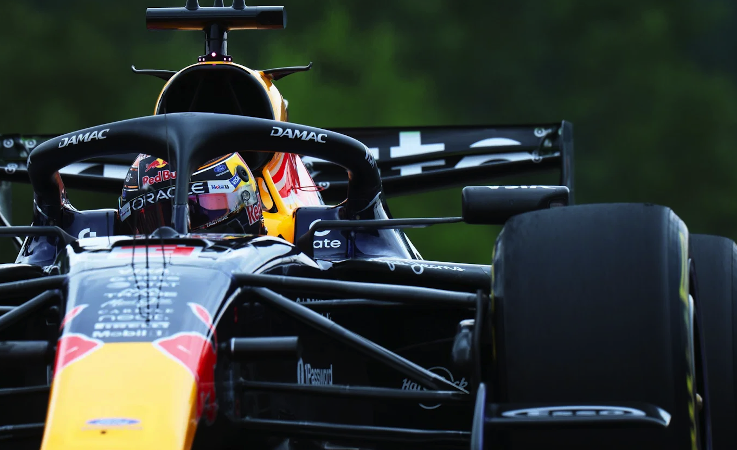 Berita F1: Red Bull Racing Sodorkan Kontrak Baru, Max Verstappen Masih Mau Pergi?