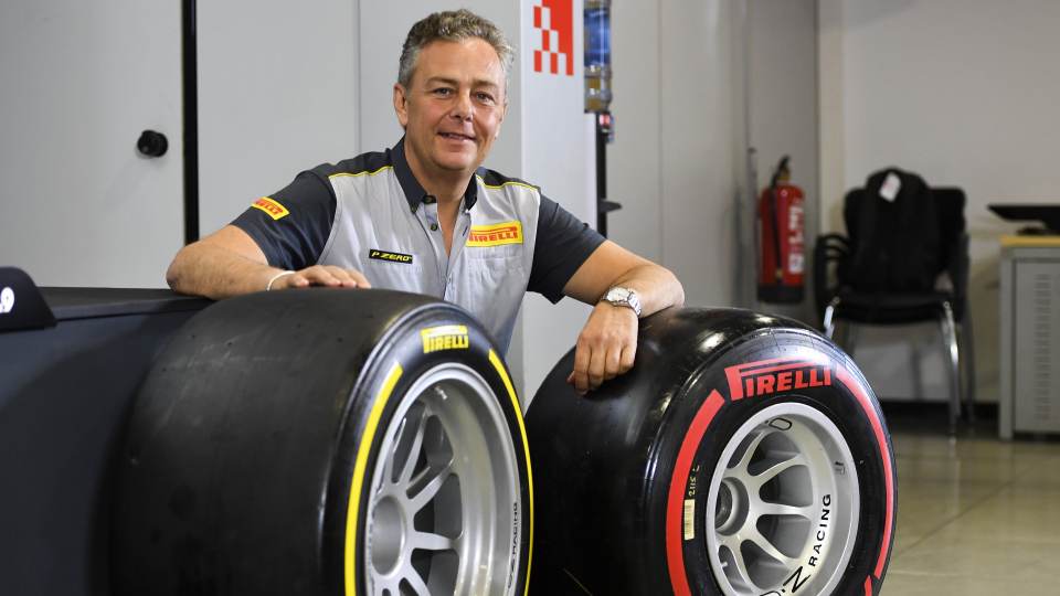 Bos Pirelli, Mario Isola Positif Terpapar COVID-19