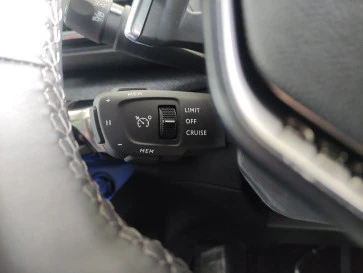 Serba-serbi Adaptive Cruise Control Mobil yang Memudahkan Sobat