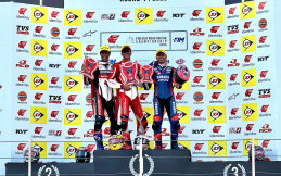 ARRC Kelas SS600 untuk Race 2, Dua Pembalap Honda Akhirnya Kuasai Panggung