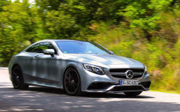 Mercedes-Benz S 63 4MATIC+ Coupe, Simpel dan Irit