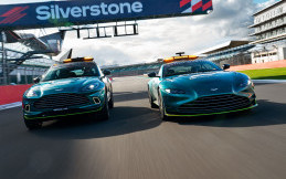Aston Martin Vantage dan DBX Jadi Mobil Safety Car dan Medical Car F1 2021