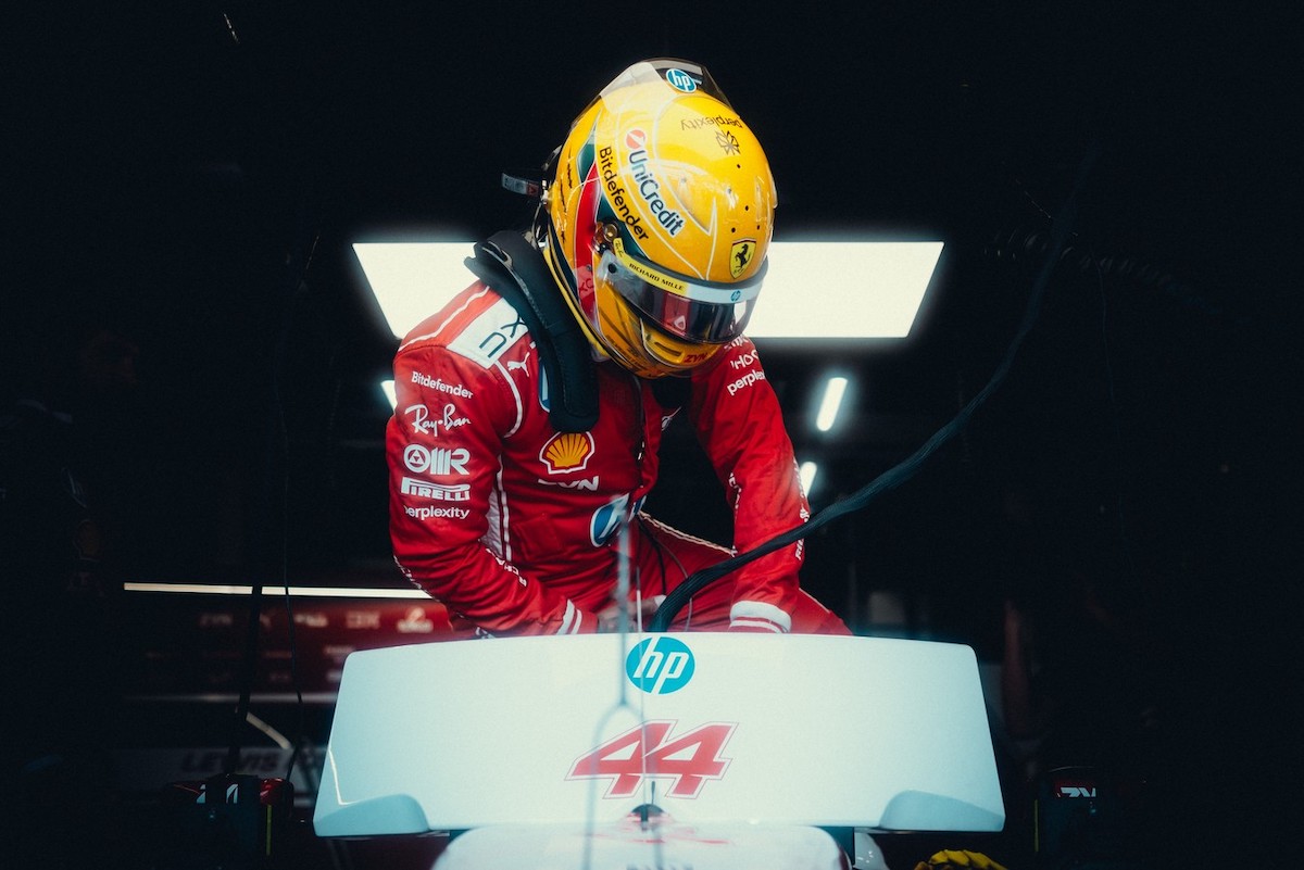 Lewis Hamilton Raih Pole Sprint F1 Inggris 2026, Diintai Mercedes dan Red Bull Racing