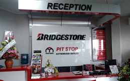Bridgestone Resmikan Jaringan TOMO ke-300 di Surabaya