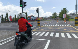 Cegah Celaka dalam Satu Detik di Persimpangan Saat Berkendara Mudik Lebaran