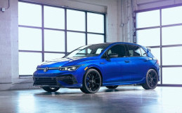 Volkswagen Golf R 20th Anniversary Edition untuk Pasar Amerika Utara