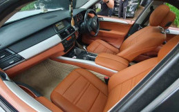 Kurang Puas dengan Tampilan BMW X5, Ammar Zoni Modif Bagian Interior 
