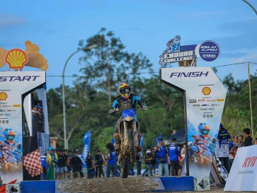 Shell BLU CRU Yamaha Enduro Challenge 2026 di Kabupaten Landak, Penonton Padati Lokasi