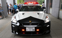 Wow, Nissan R35 GT-R Jadi Mobil Polisi di Jepang