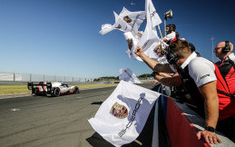 Porsche 919 Tribute Pecahkan Rekor Sirkuit Nurburgring