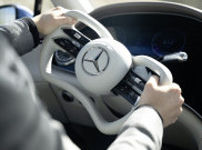 Mercedes-Benz Memperkenalkan Teknologi Steer-by-Wire di EQS