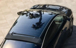 Mobil Listrik akan Menggunakan Sunroof Tenaga Surya, Bisa Tambah Jarak Tempuh 3 Kilometer