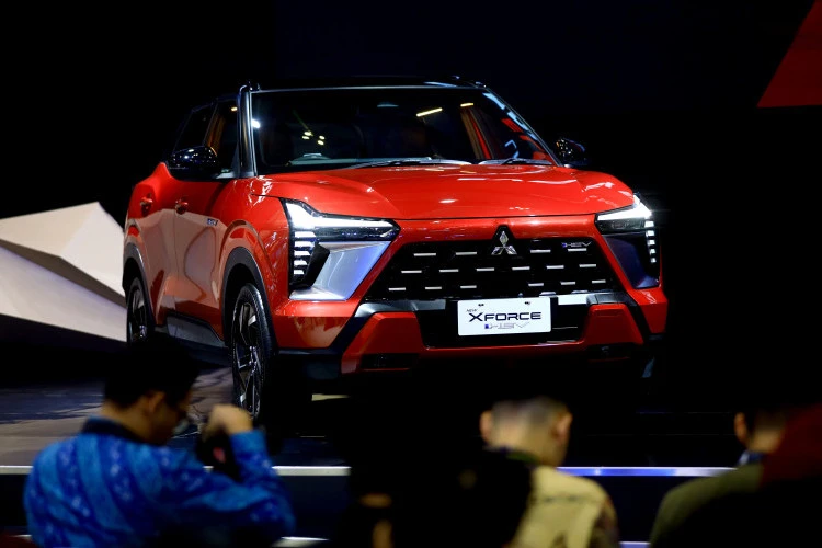 Teknologi Mitsubishi New XForce HEV, Iritnya Bikin Kantong Senyum