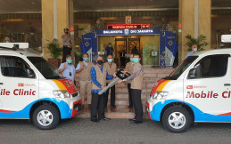 ADM Serahkan 2 Unit Daihatsu Gran Max ke Pemprov DKI Jakarta