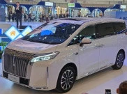 Galeri GWM Wey G9 Hi4 yang Resmi Melantai di Indonesia