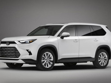 Toyota, Subaru dan Lexus Recall Mobil Karena Masalah Kamera Mundur