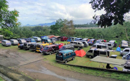 Kumpulkan 500 Mobil, Ini Hal Positif yang dilakukan Mazda E2000 Comunity (ME2000C) Saat Kopdar Serentak