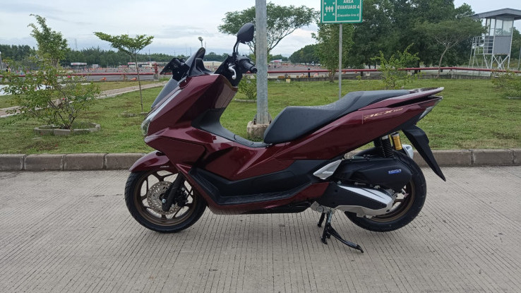 Ini Perbedaan New Honda PCX160 Tipe CBS, ABS dan Roadsync
