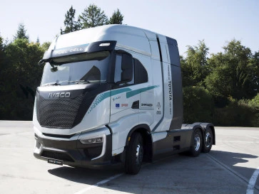 Toyota dan IVECO Kolaborasikan Truk Hidrogen S-eWay Fuel Cell