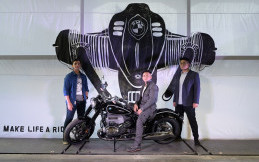 Ariel Noah Pemilik Pertama BMW R18 