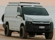 Toyota HiAce 4x4 Paling Buas Siap Terabas Medan Ekstrem, Land Cruiser Lewat!