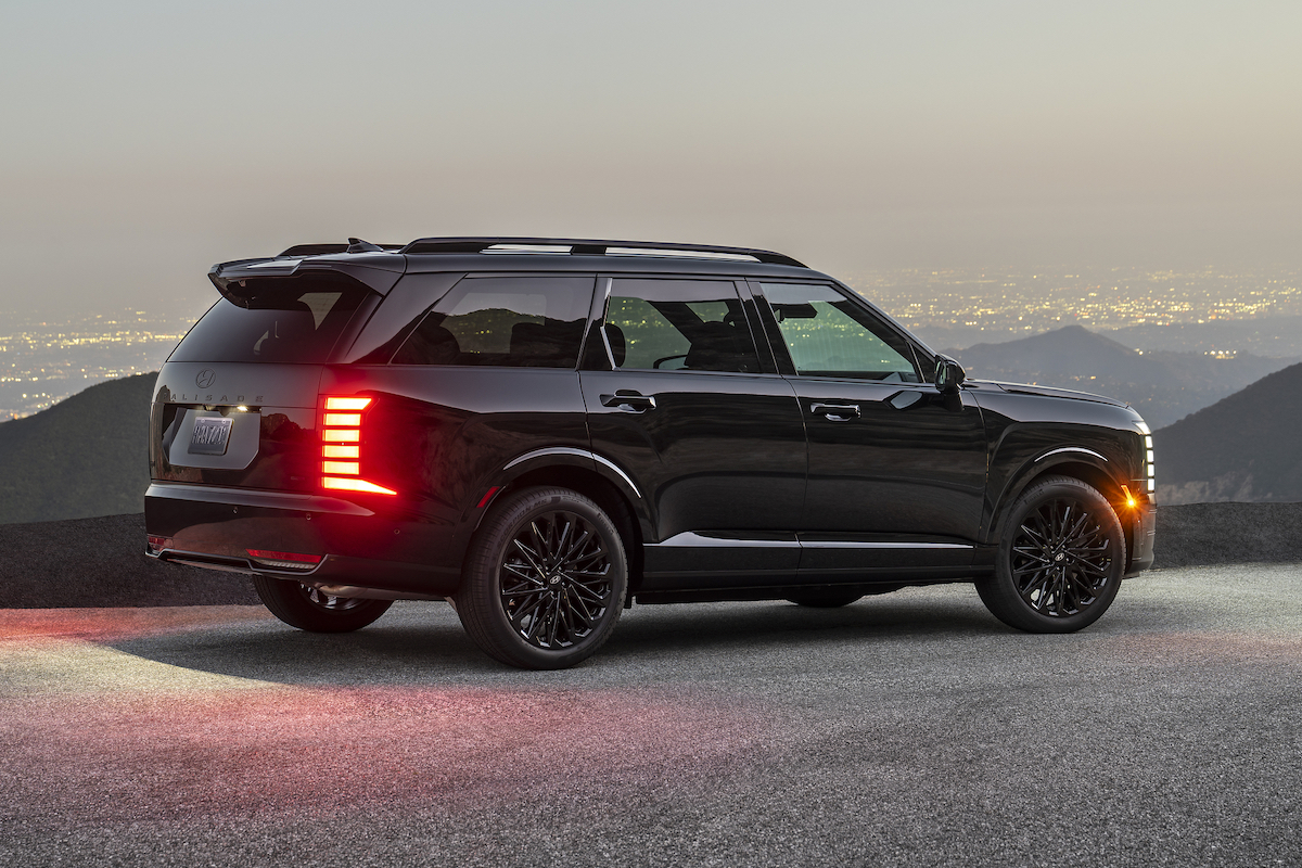 Hyundai Palisade Hybrid Calligraphy Black Ink