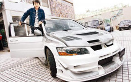 Ini Mitsubishi Lancer Evolution Special Milik Jackie Chan 