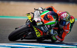 Menggunakan Aprilia RS-GP 21, Aleix Espargaro Lewati Rekor Marquez