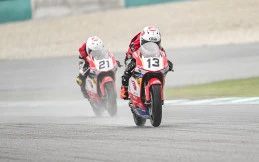 Pembalap Muda Melesat Raih Double Podium IHTTC 2026 Sepang