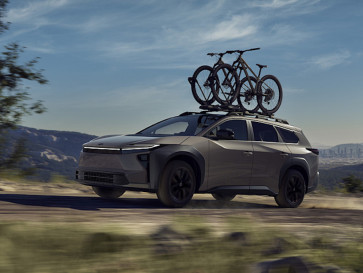 Toyota bZ Woodland Premium SUV Listrik Kenyamanan Mutakhir