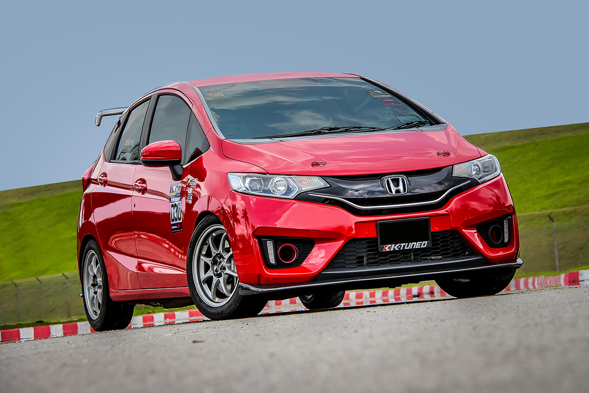 Gokil, Honda Jazz GK5 Ini Pakai Mesin Type R