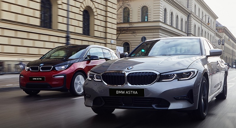 BMW Astra Saloon Week di Surabaya, Beli Mobil Bertabur Hadiah
