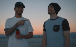 Video: Lewis Hamilton Jajal Motor Superbike