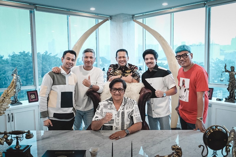 Lima Artis Ini Ditantang Memodifikasi Mobil, Siapa yang Terbaik?