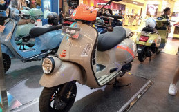 Profil The New Vespa GTV Beige Sabbia yang dibanderol Rp 176 juta