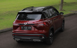 Aman dan Nyaman Bersama Wuling Almaz RS
