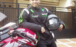 Atlet Basket yang Hobi Main Motor