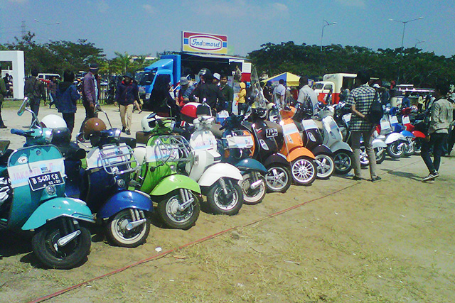 Pancaran Aura Bahagia Ribuan Bikers Vespa di Mods Mayday 2015