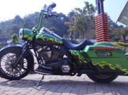 Monster Kujang Menempel di Harley Davidson