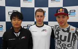 Vandoorne Meraih Pole Position 7