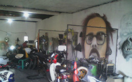   Dons AutoBodyWork Sabet Juara Modifikasi Motor