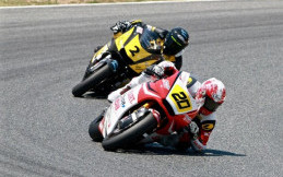 Dimas Ekky Finish Posisi 10 CEV Spanish seri Catalunya