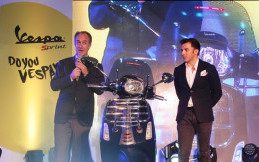 Vespa Day di Vietnam Dihadiri Alessandro Del Piero, Legenda Sepak Bola Dunia