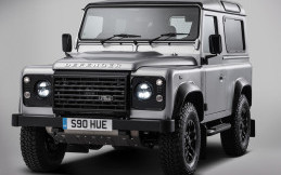 Land Rover Rayakan Produksi 2.000.000 Unit Defender