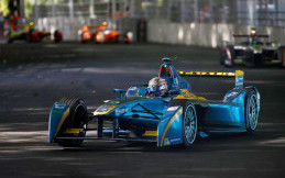 Tim e.dams-Renault Juara Konstruktor Formula E