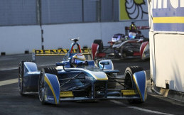 Renault Bangun Mesin Listrik Sendiri untuk Formula E Tahun Depan