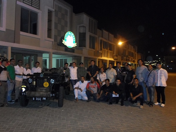 Bukber dan Baksos JK Fave dengan Komunitas Jeep
